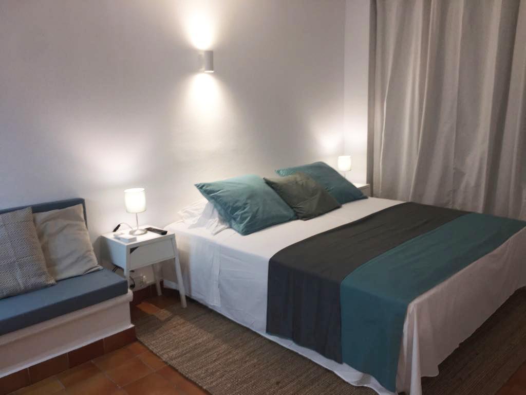 Apartamentos Albertos Santa Eularia des Riu Exterior photo